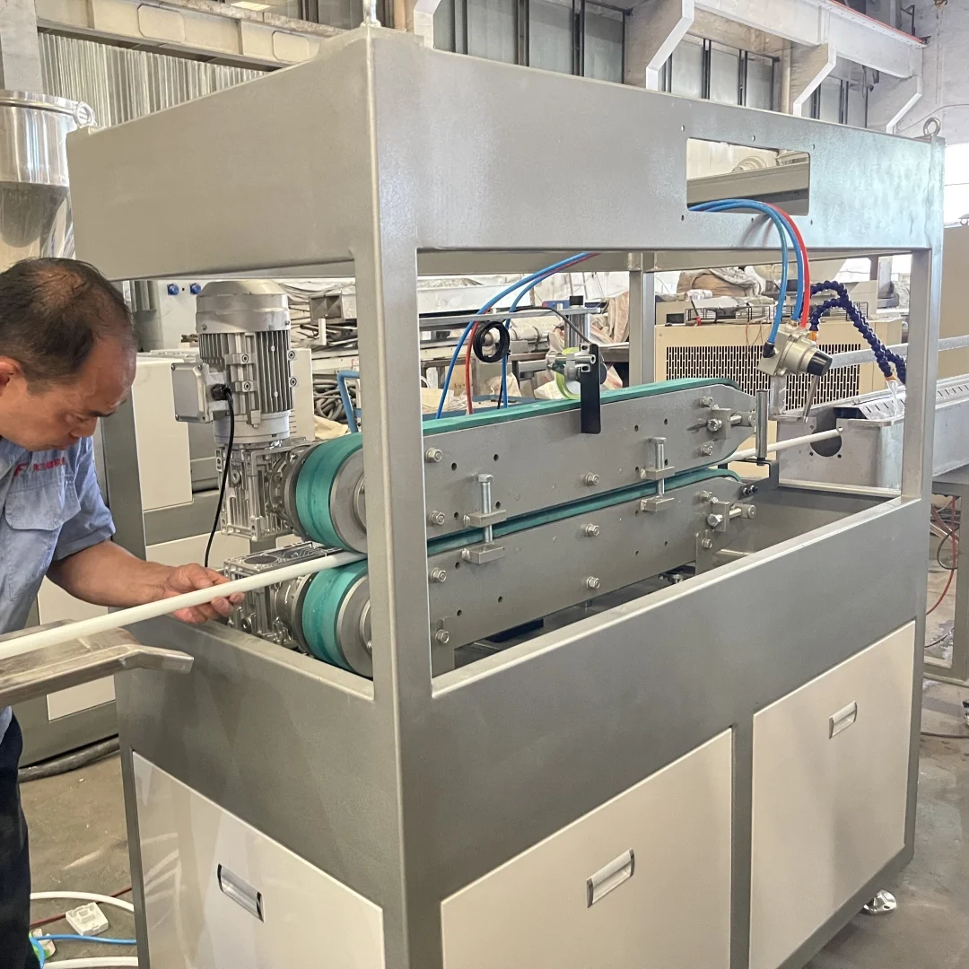 Aluminum Steel Rod Plastic Coating Machine Steel Pipe Coating Plastic Extruder Machine