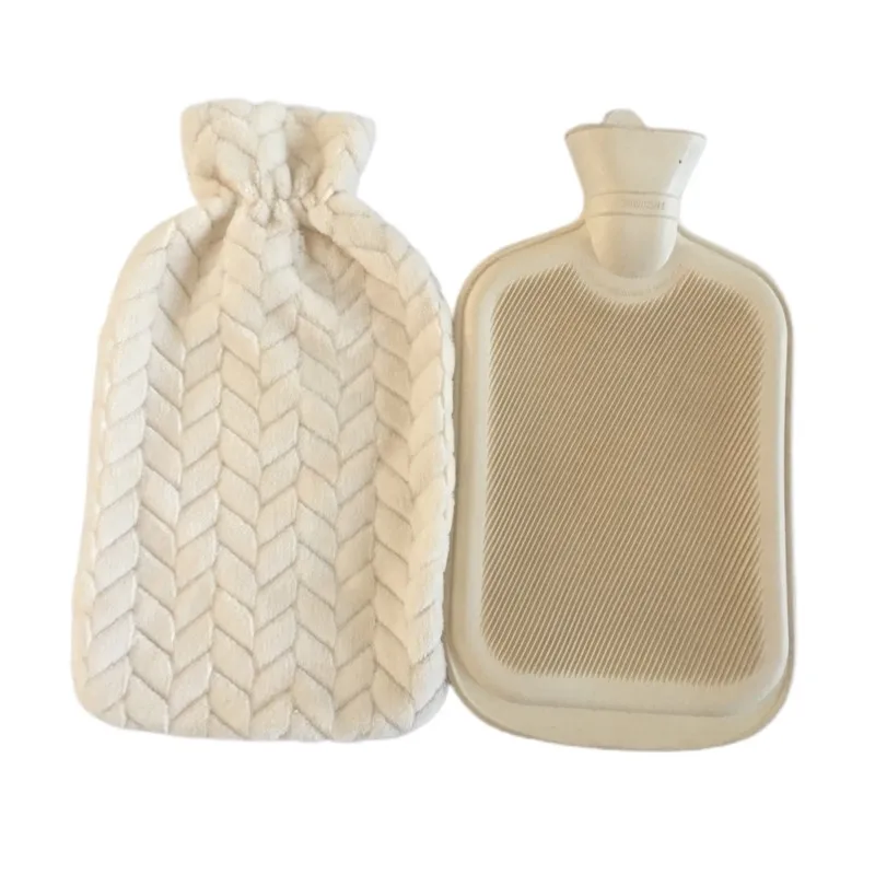 2020 new style 100% leakproof  BS 1970:2012 standard 2L rubber hot water bottle with white flannel  cover high quality