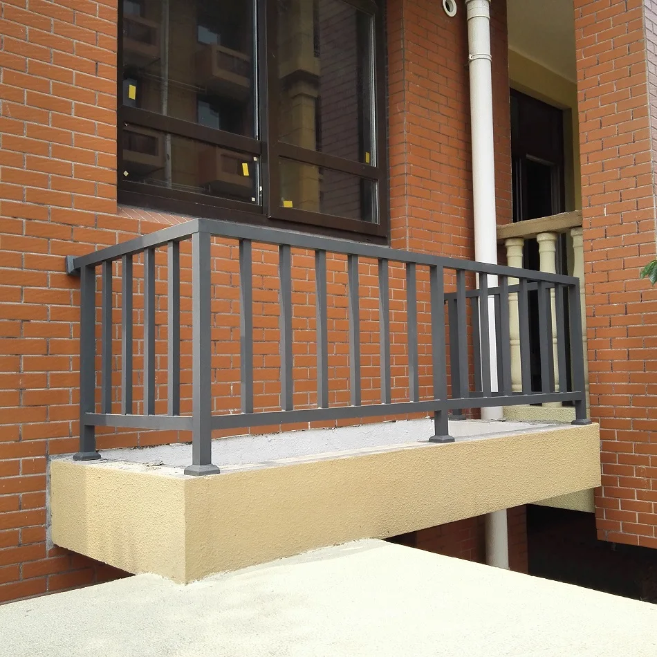 italian balcony railing designs