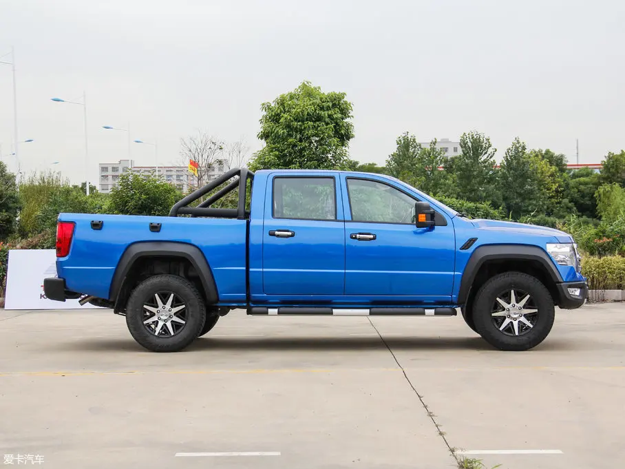 Пикап с 4x4(4WD) Mitsubishi бензиновый/бензиновый двигатель 6 MT двойная кабина 5 сидений