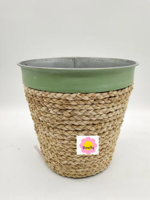 Wholesale   New  Metal  Garden Planter galvanized containers  For Garden Home decor