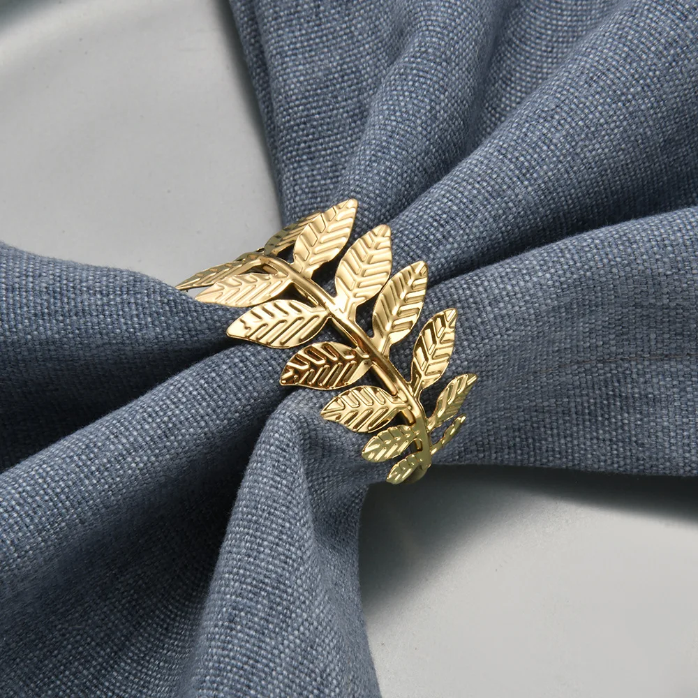 Golden Simple Metal Napkin Ring Creative Hotel Full Circle Simulation Leaves Napkin Buckle Patent Luxury Flower Weddings Special