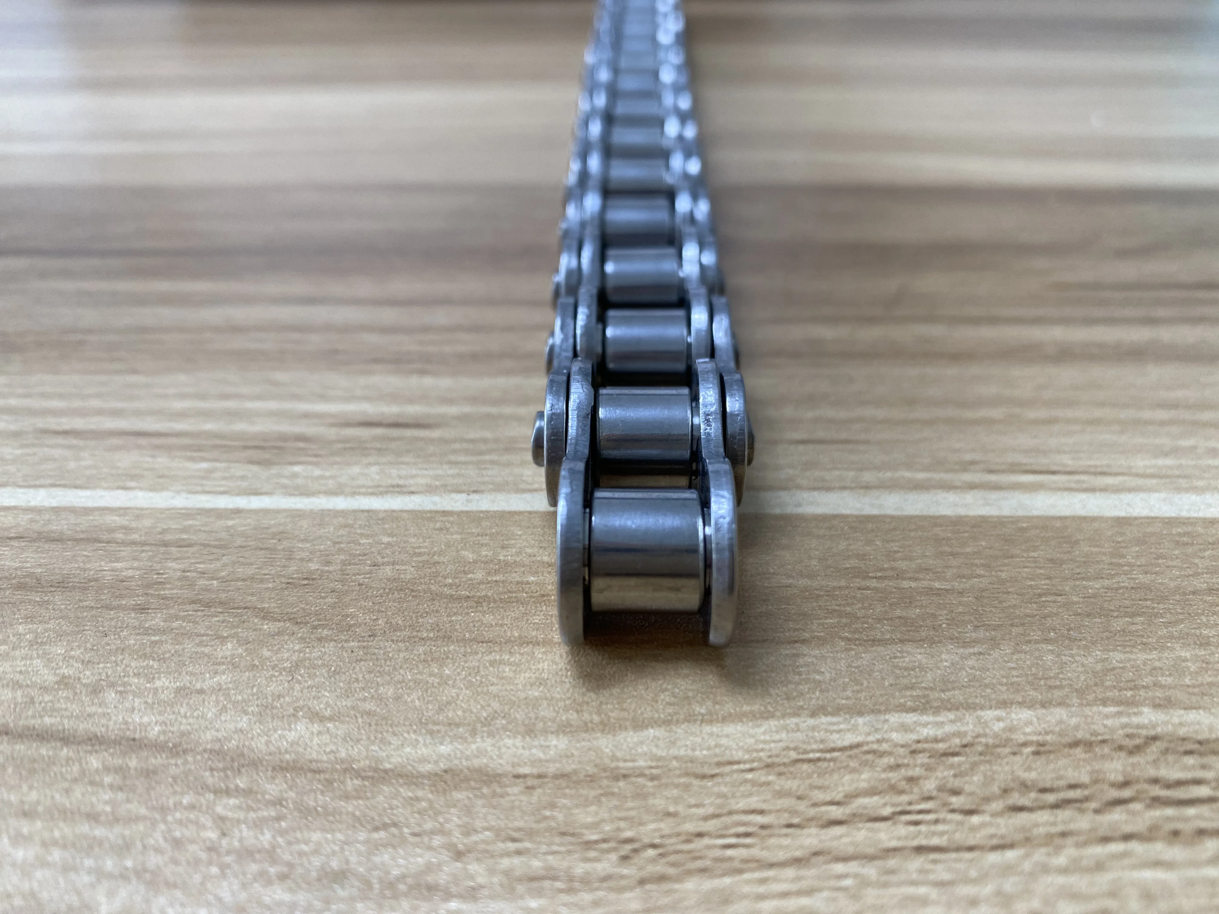 Professional Manufacture Cheap Customize Single Row Precision Roller Chainy