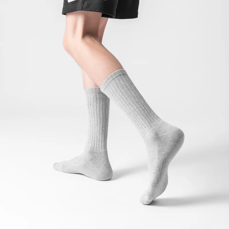 Wholesale breathable organic bamboo cotton socks manufacturers compression sports terry socks  solid pure black seamless socks