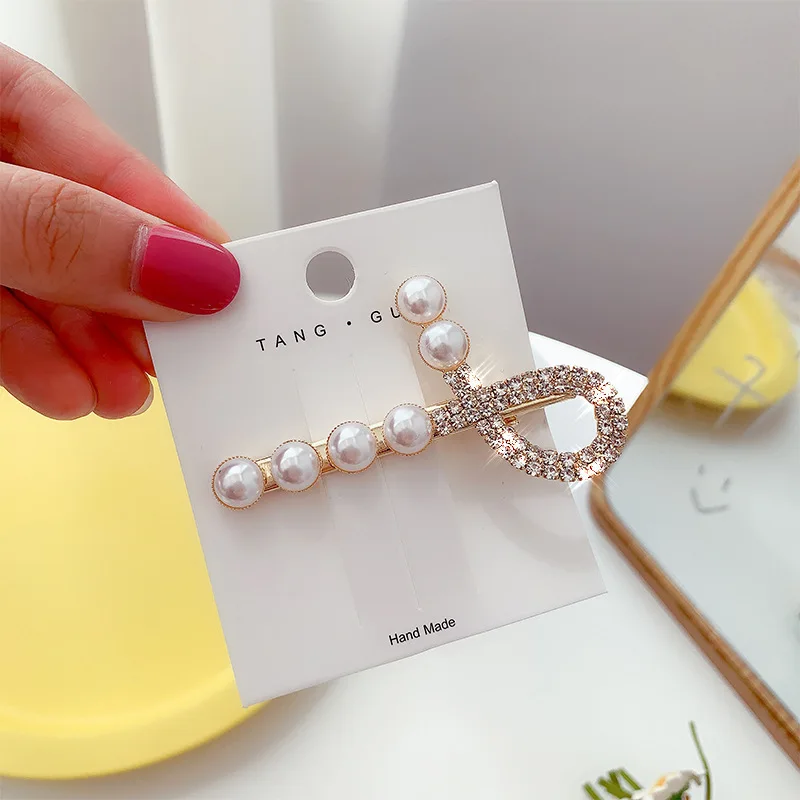 Wholesale Retro Palace Style Headdress Pearl Crystal Hairpin For Ladies