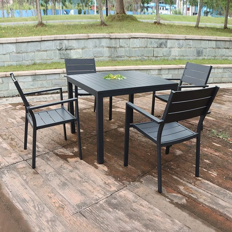 Luxury garden outdoor PE wicker rattan dining table and chairs made by China factory