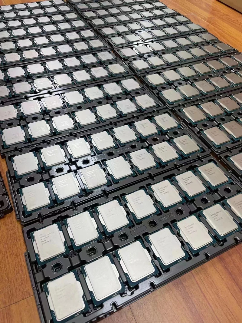 Hot sell  Intel  CPU Core i7-13700F Processor 30M Cache, 2.1GHz up to 5.2 GHz