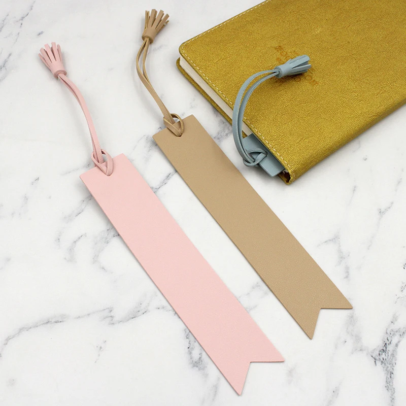 New Arrival  Bookmark Heart Page Bookmark Leather Reading Book Marker with tassel for book lovers