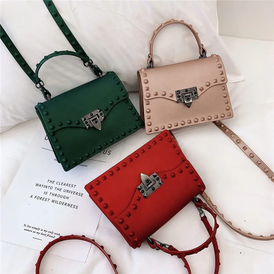 Wholesale Low Moq New PU Leather Bag Purses For Women Beautiful American Handbags Classic Rivet Retro Messenger Bag