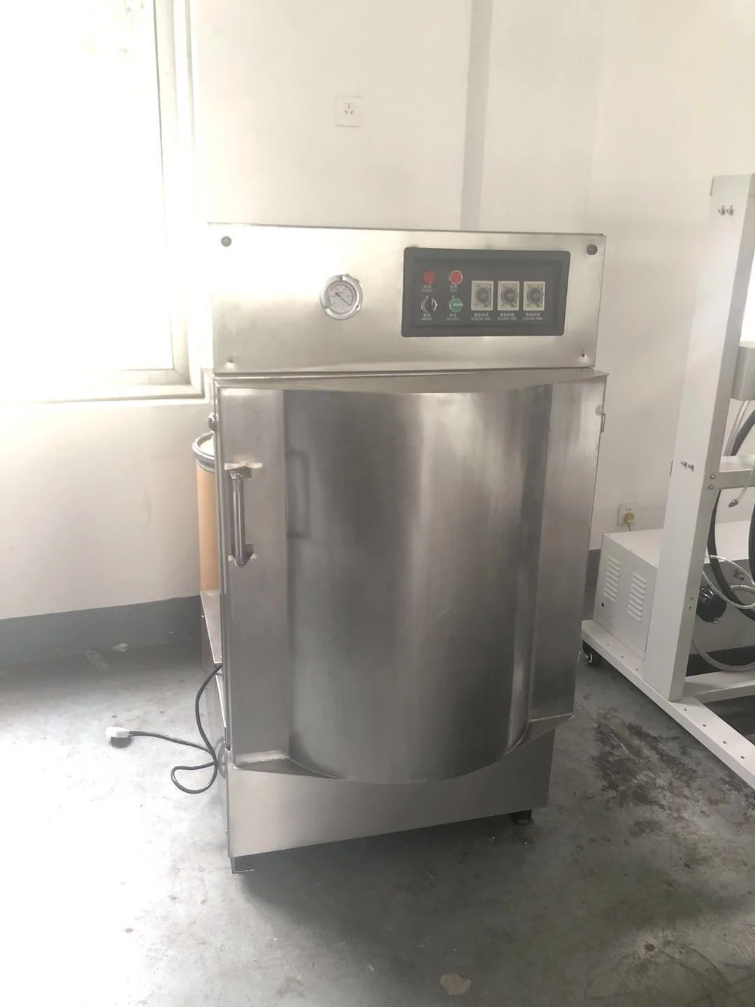 High quality vertical semi automatic 10kg 25kg  rice beans powder vacuum bag sealing machine