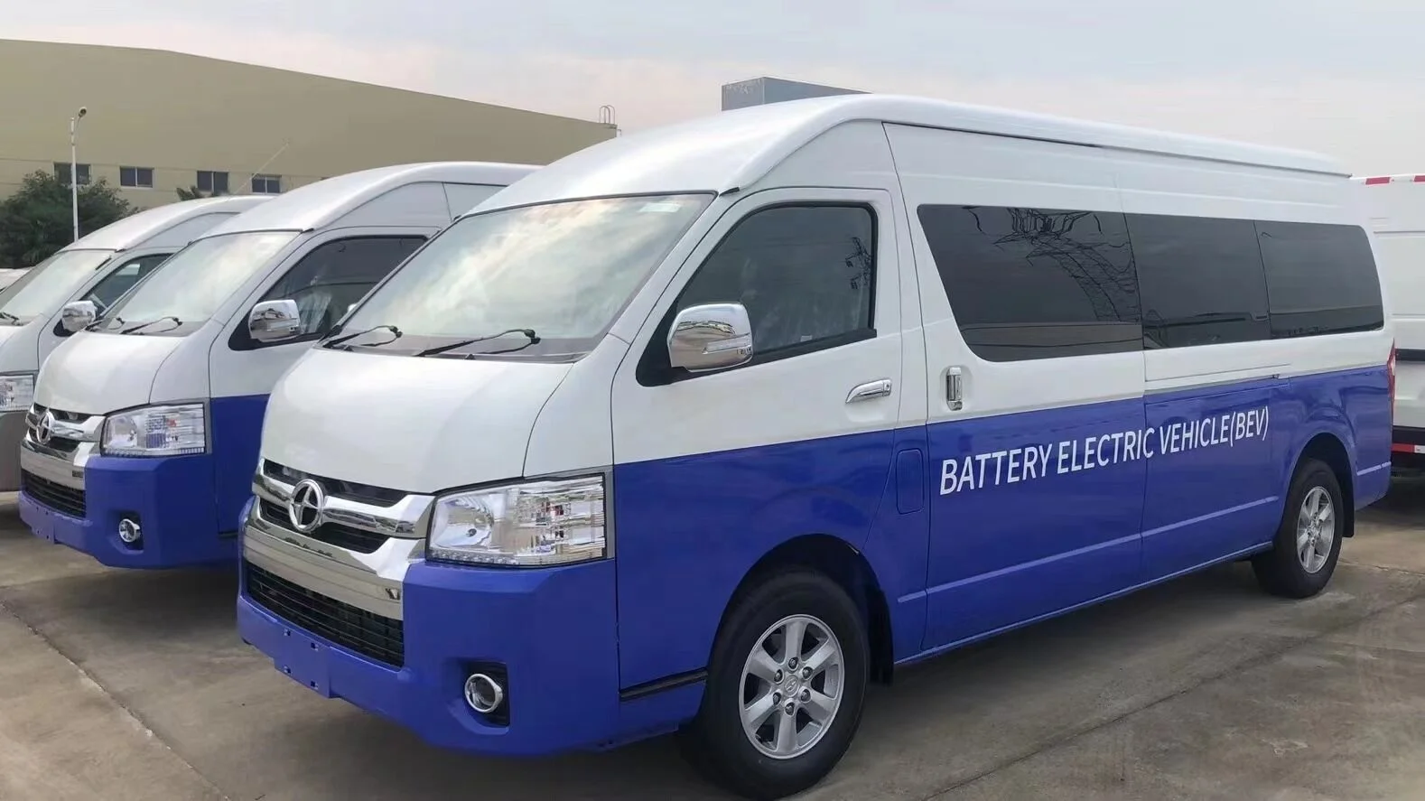 100km/h High Speed Battery Power Electric Bus 15 Seats Passenger Mini for Sale