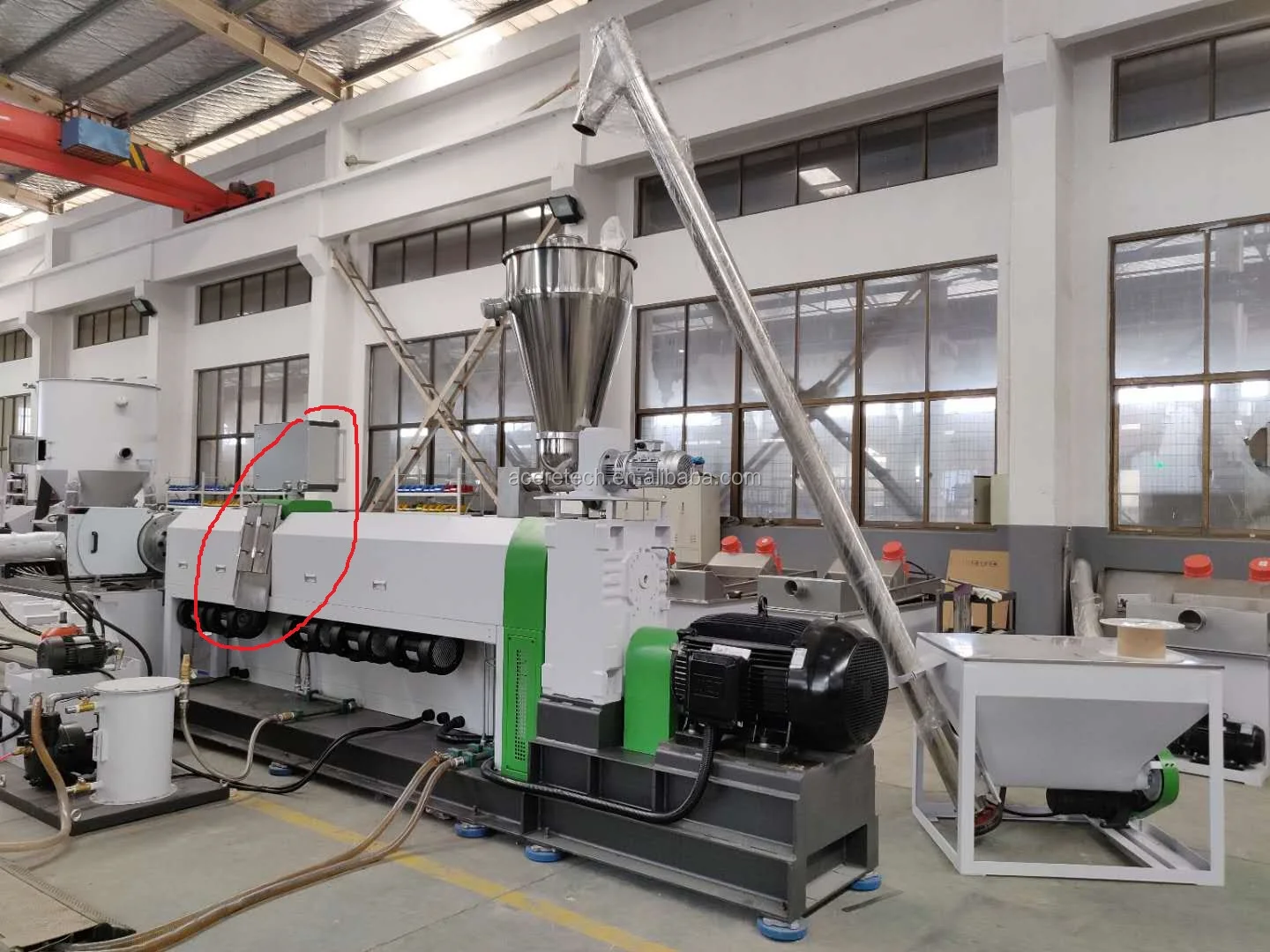 гранулятор для переработки полимерных отходов ПНД труб бутылок канистр ящиков