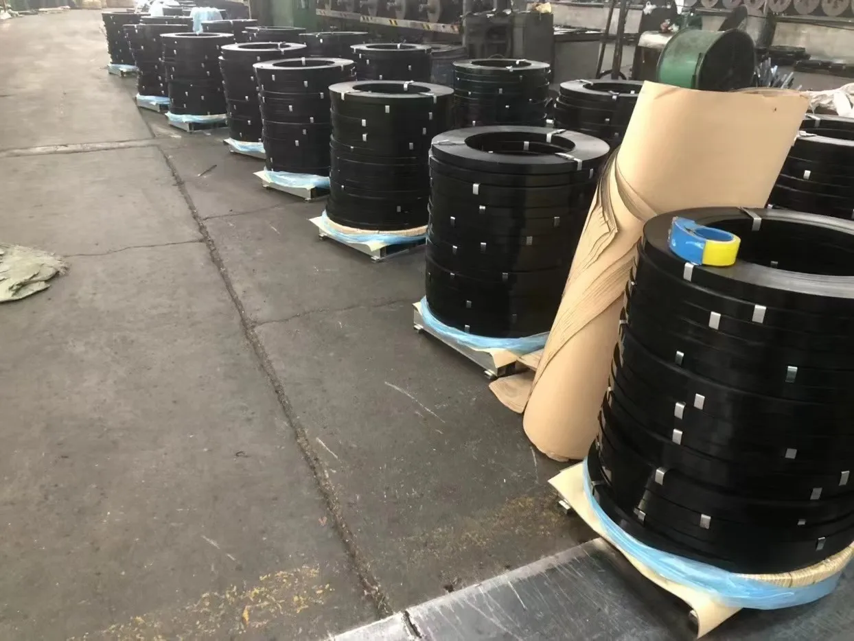 Manual strapping with High tensile strength brown color painted steel strapping band steel strapping 19mm black