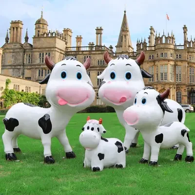 Miguo Custom Fiberglass Cartoon Cow Animal Sculptures For Park Farm Kindergarten Decorations