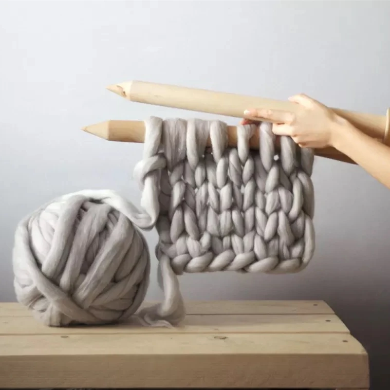 Wholesale Polyester Chunky Knit Blanket Chenille Throw Soft Wool Knit Throw Blanket