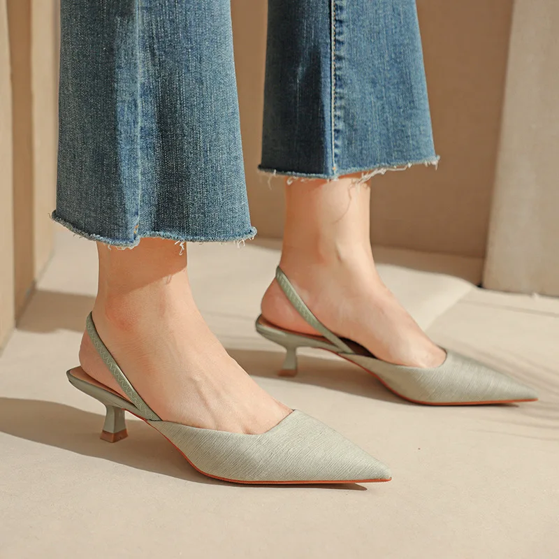 Spring And Autumn Low Thin Heels Fashion Sandals Casual Classic Design Interpretation Of Elegant Charm Business Slippers