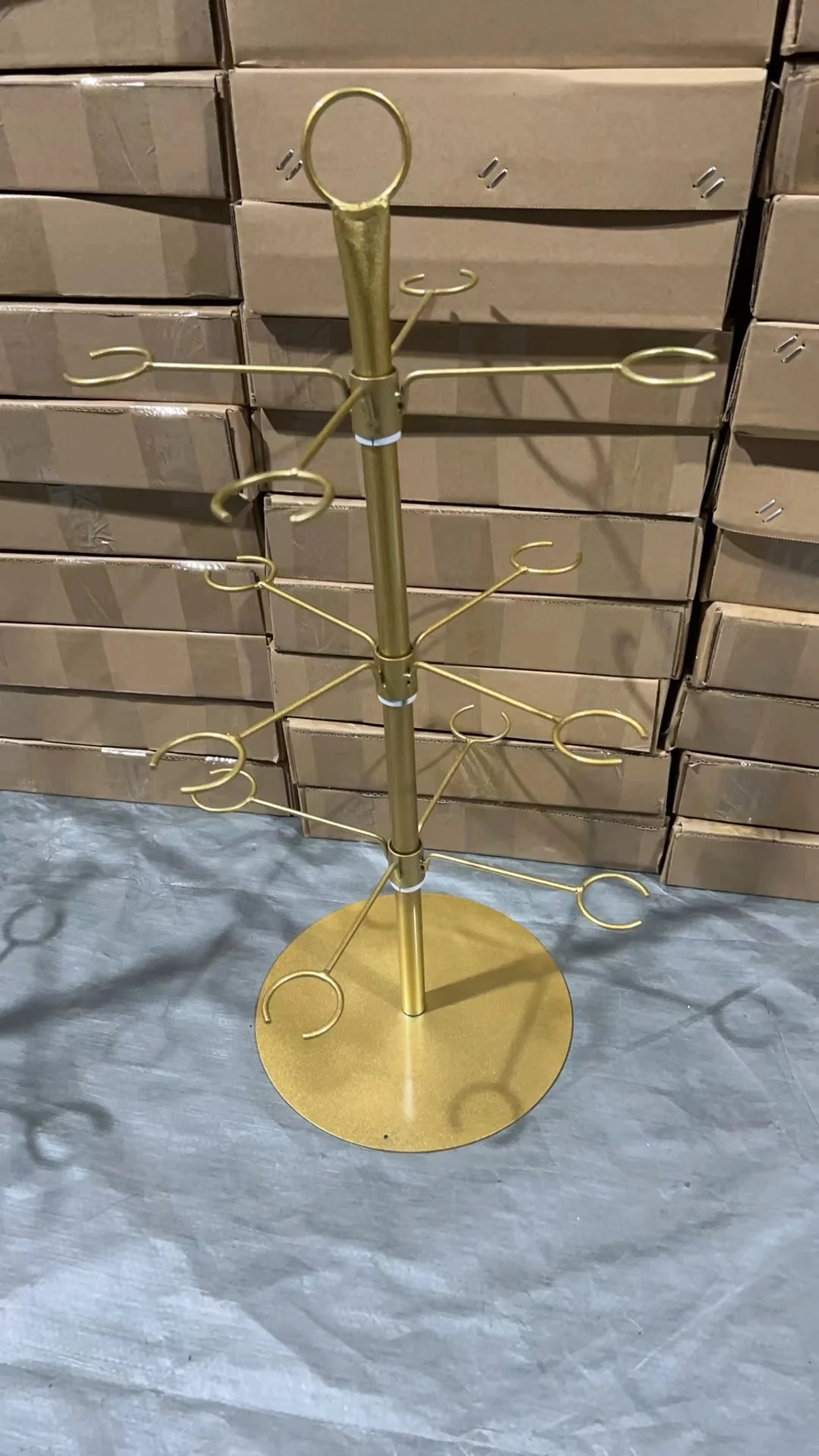 high legged creative home wedding decoration iron metal hanging art Red wine wine glass storage rack holder for Champagne glass