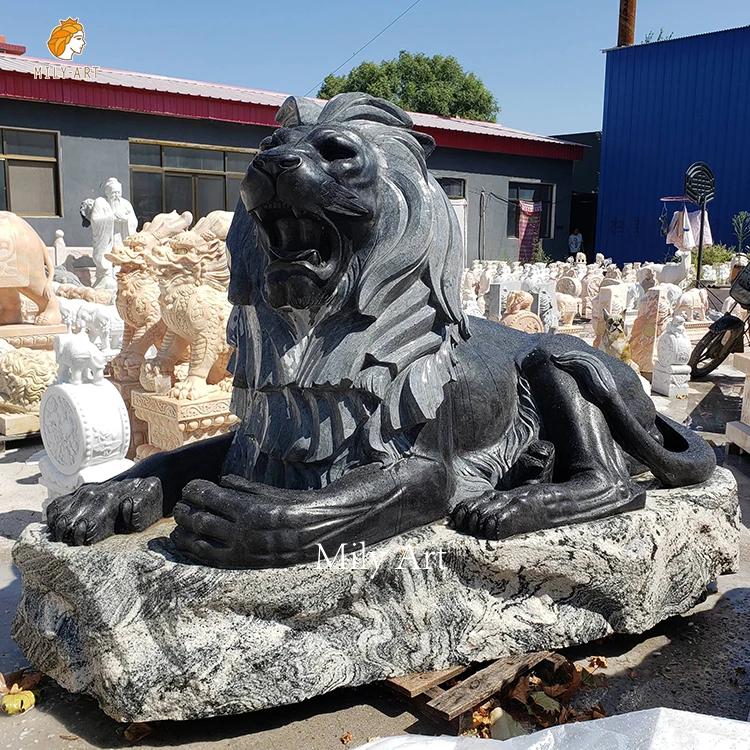 Popular Design Hand Carved Marble Black Sitting Lion Statue Sculpture for Sale