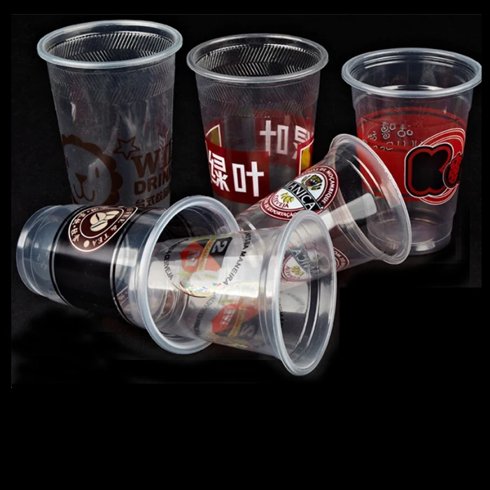Customized Design 22oz Plastic Disposable Cup with Lid