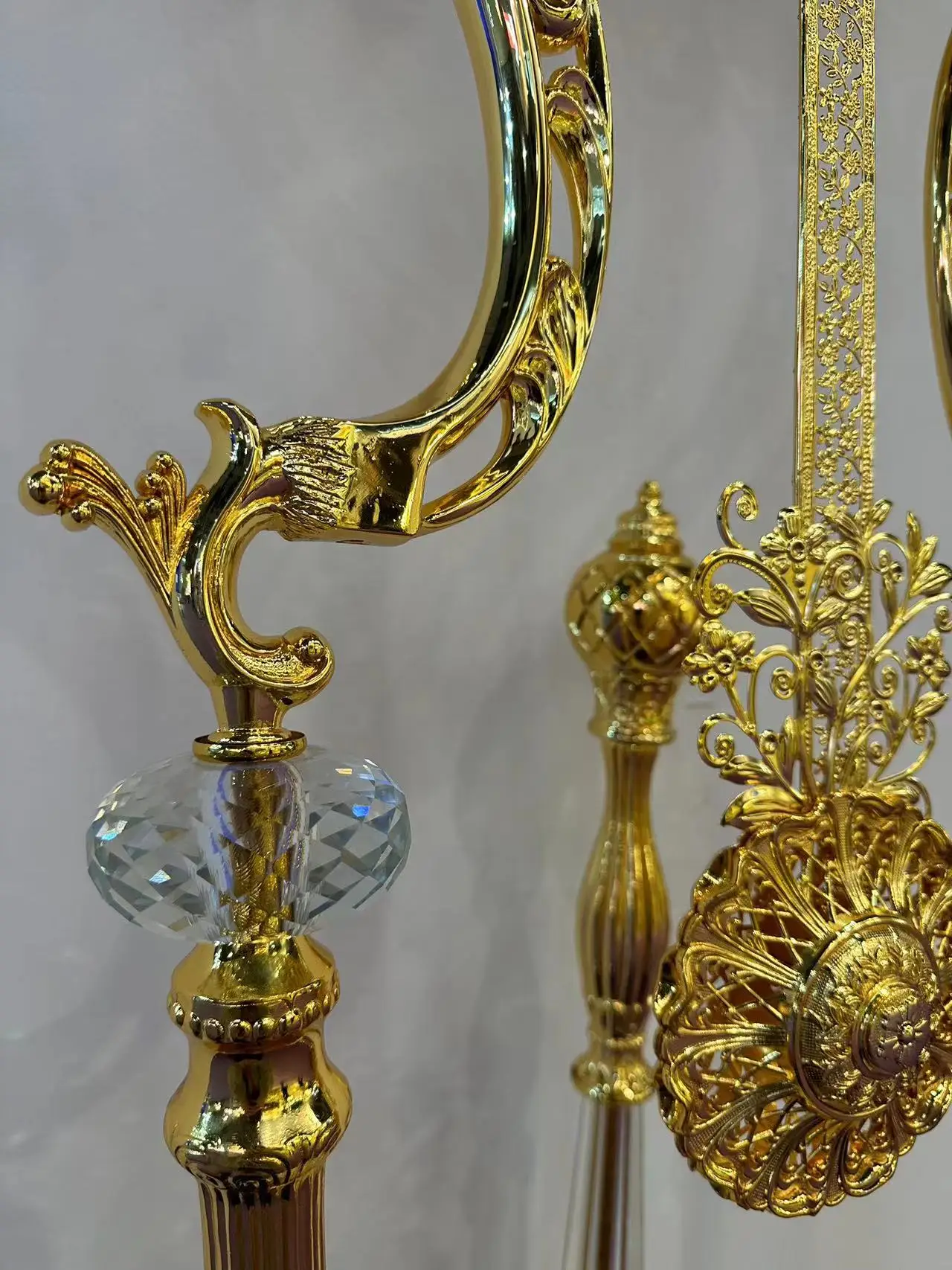 Golden Luxury Standing Clock Vintage Home Hotel Floor Clock Crystal Elegant Grandfather Clock