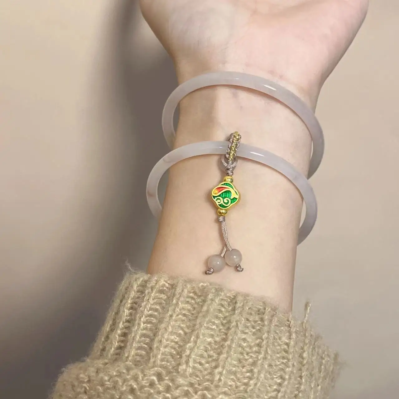 2pcs/set Chinese Style Gradient Color Imitation jade Bangle Simple Design Knot Cuff Bracelet chalcedony Glaze bracelet for Women