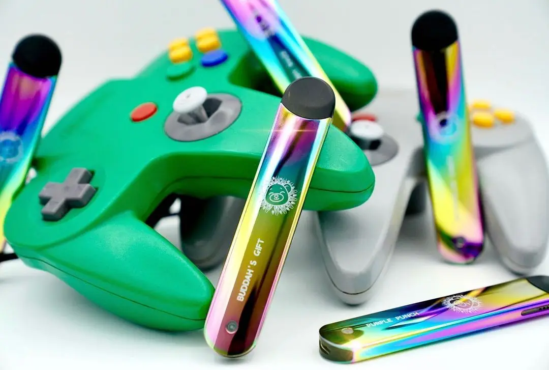 2021 OEM Logo Ceramic Coil Pod Vaping Devices CBD Mini Empty Vape Pen Cartridge Cbd Pod Pen