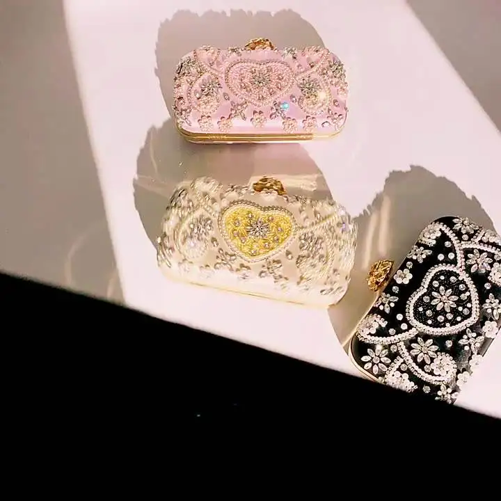 Hot Sale Female Clutch Evening Clutch Bags For Women Luxury Handmade Beaded Bag Diamond New Fashion Evening Purses For Ladies