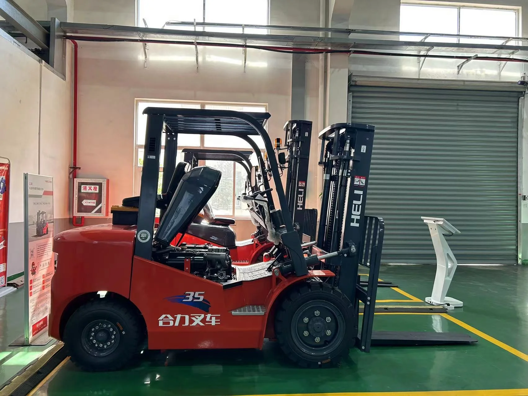 Safer Factory Self Produced CPCD35 Diesel Engine 3Ton 3.5Ton Forklift Price 2 Ton Diesel Forklift Heli For Sale
