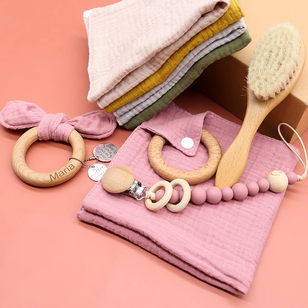Newborn Shower Gift Set Box Souvenir Baby Cotton Blanket Teething Baby Rattle Milestone Wooden Toy Set