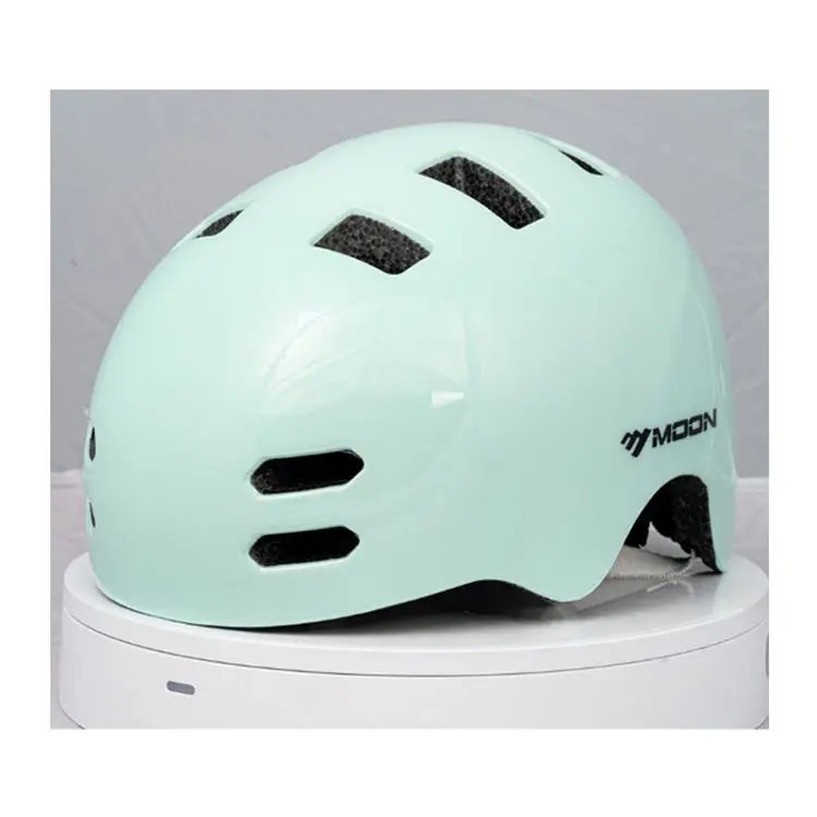 Factory Customization Free Adjustment Balance Car Skating Bicycle Helmet Bicycle Half Helmets
