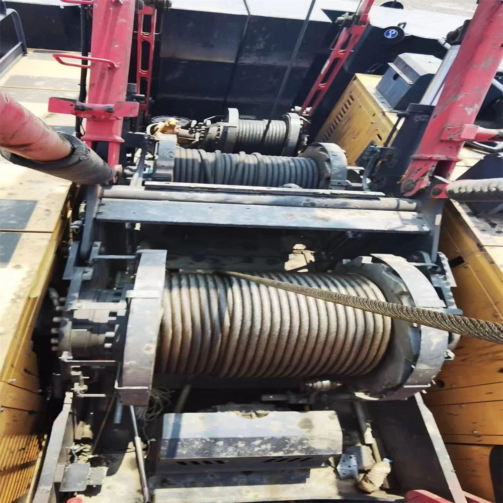 Sany 90T used  crawler crane sany  SCC900A year2018  very new machine beautiful machine good working condition