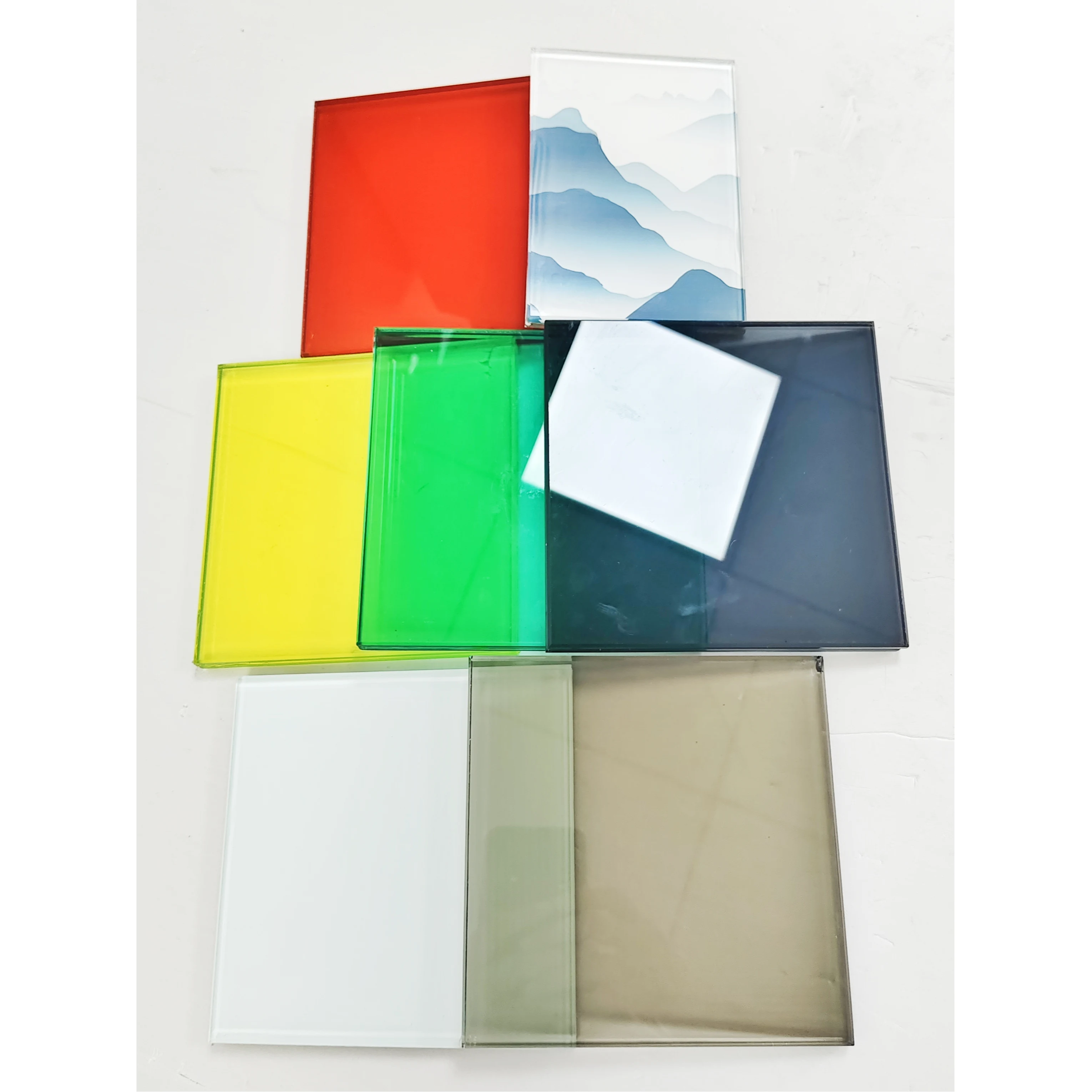 China Supplier Good Quality 6mm 8mm 12mm Colored Laminated Tempered Glass stained glass