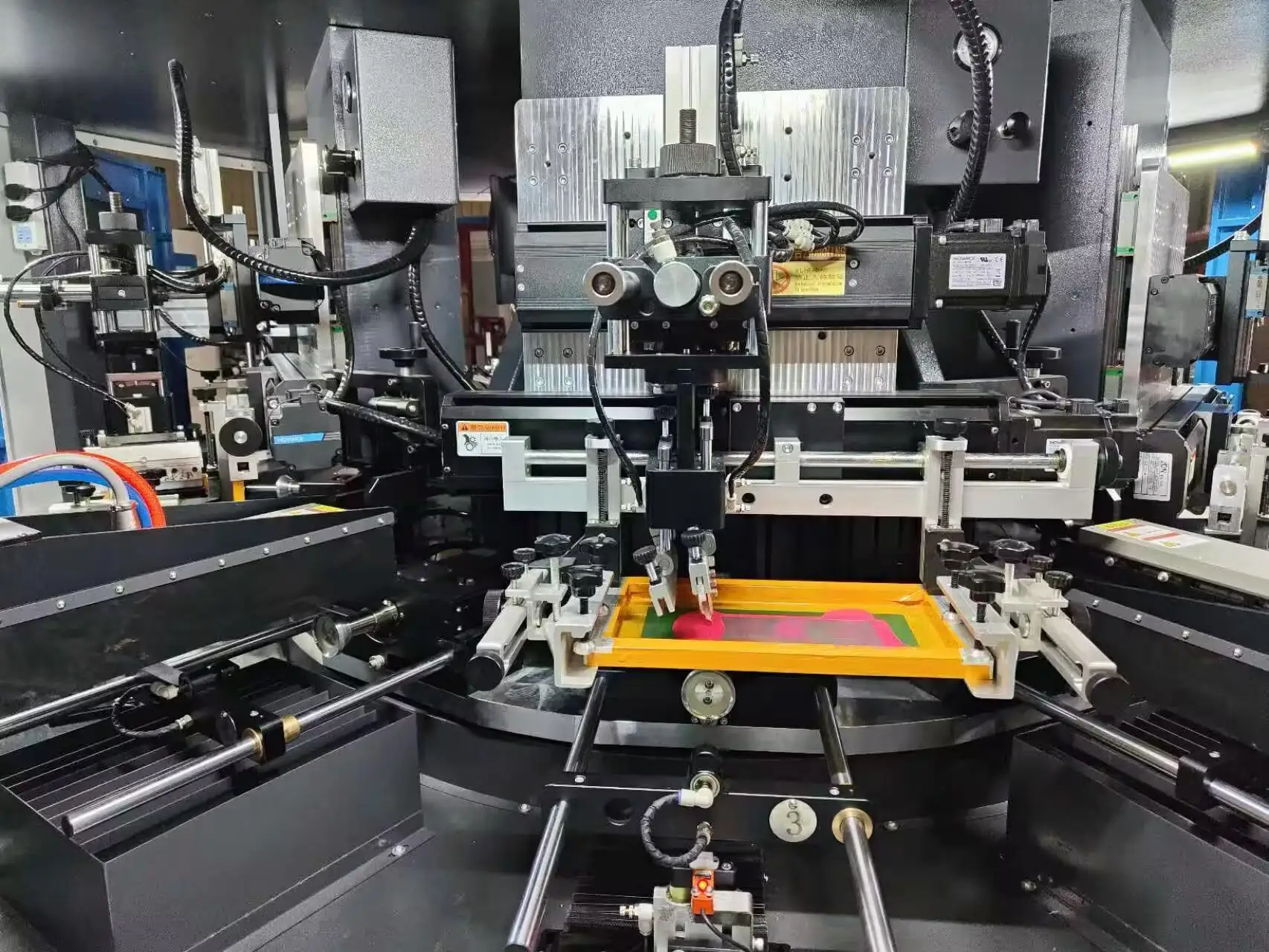 Automatic 2color CNC control special shape bottle cup rotary screen printer printing machine with uv dryer