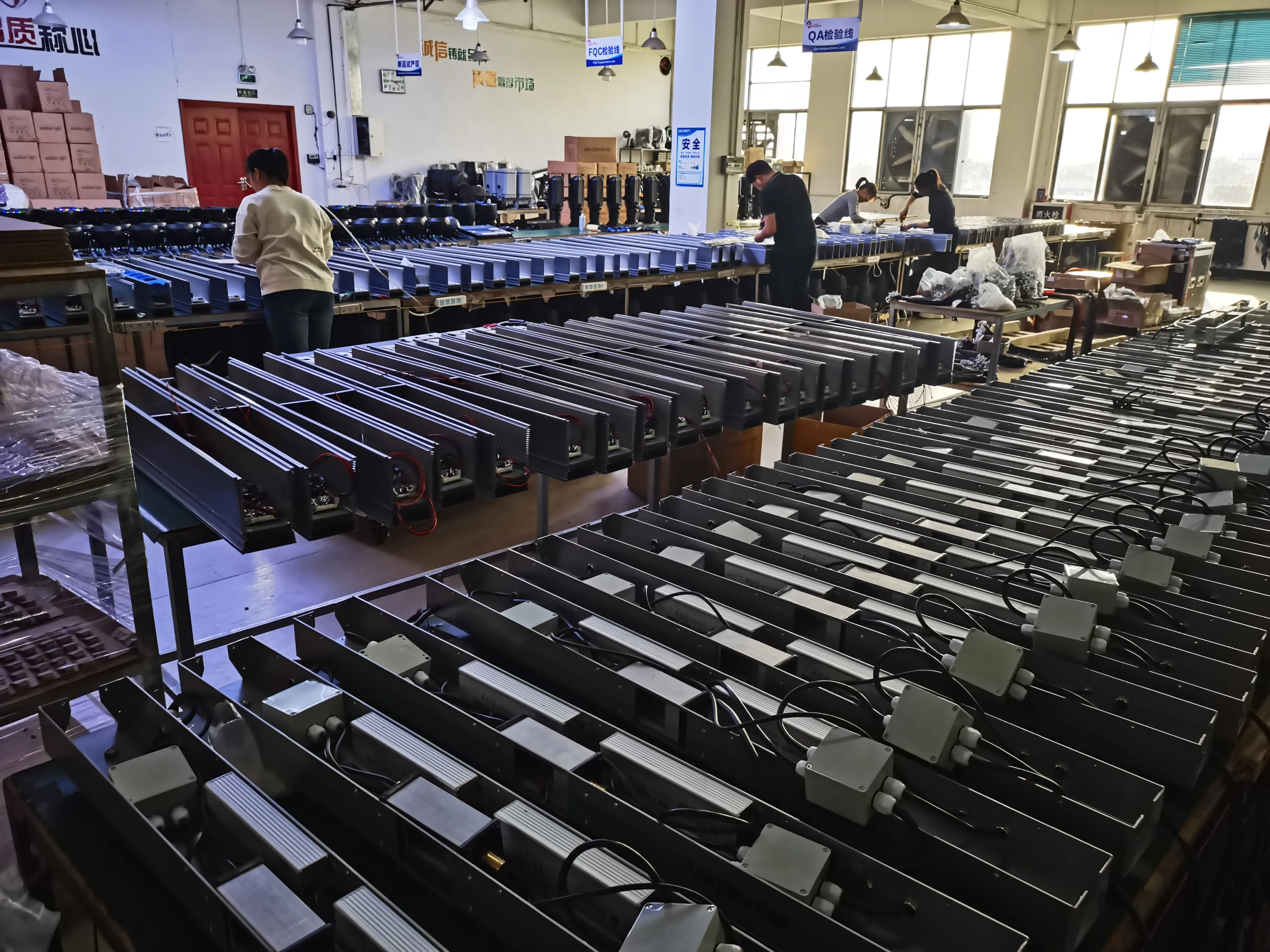 Светильники 600 Вт 1240 гремучей змеи 12 головок RGBW 4 в 1 Dmx освещение для сцены диджея диско-клуба