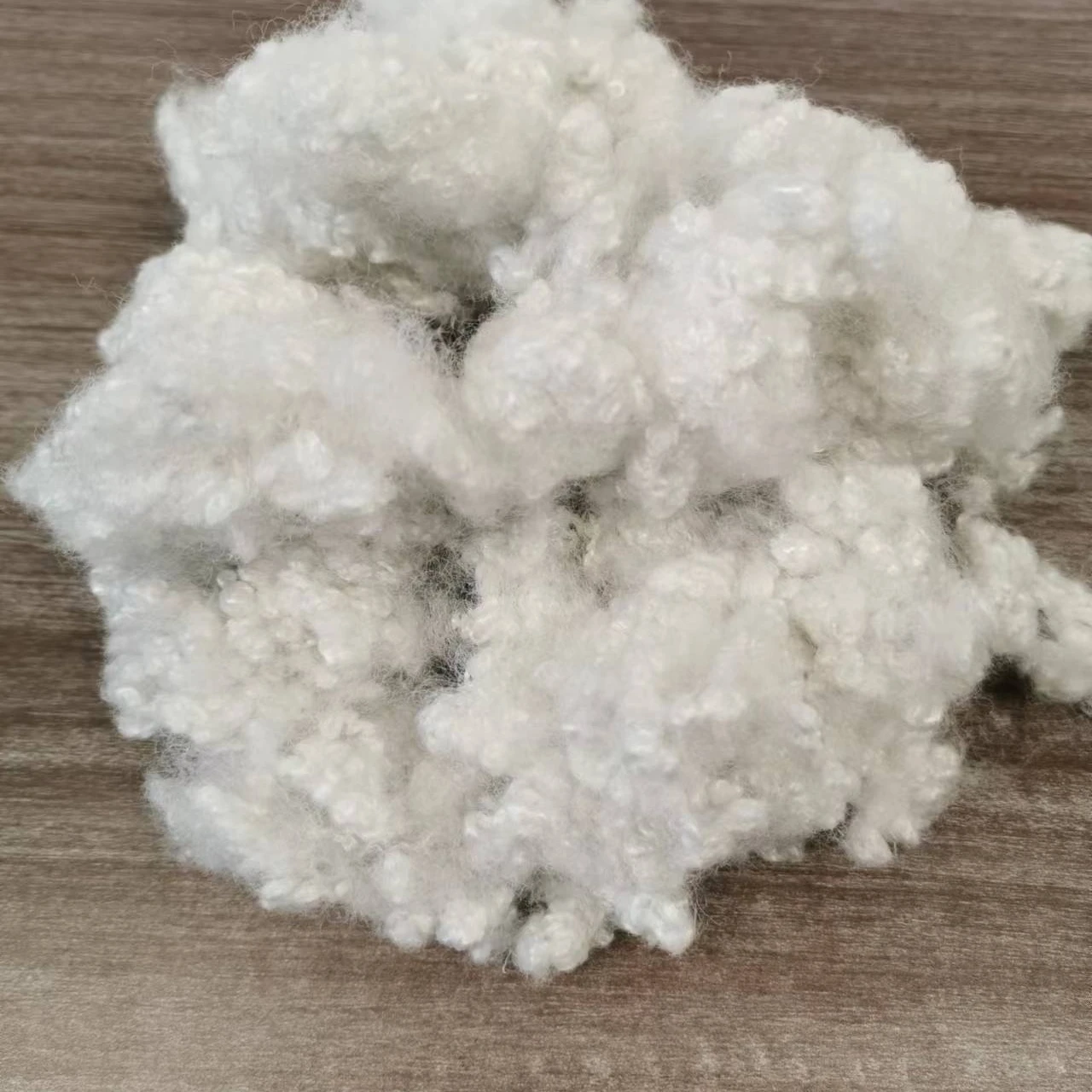 15D  white recycled  hollow conjugated polyester fiber with GRS