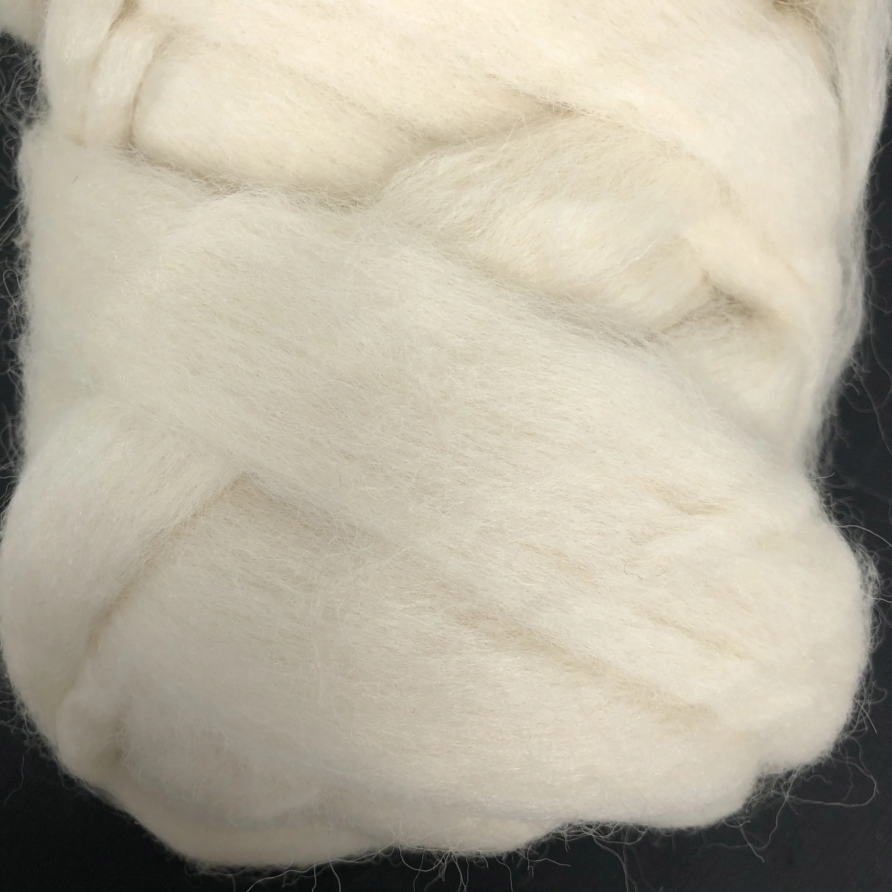 Австралийская шерстяная пряжа roving top 19-21mic для вязания