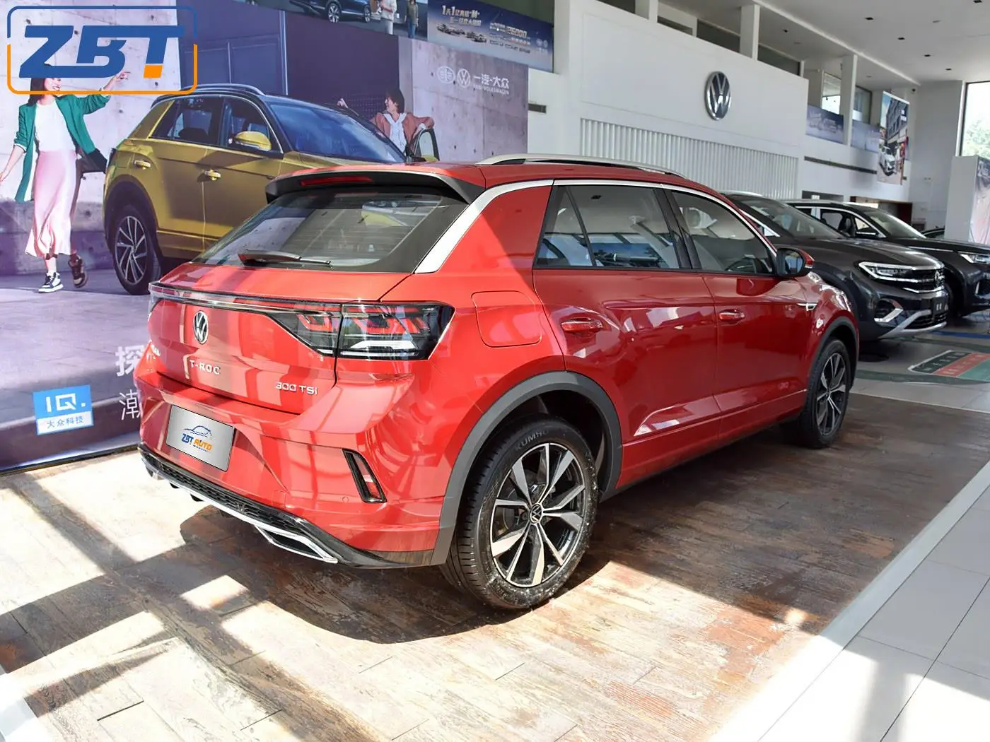 VW T-Roc бензиновый автомобиль внедорожник 1 4 т 2WD Подержанный оптом наружный экспорт