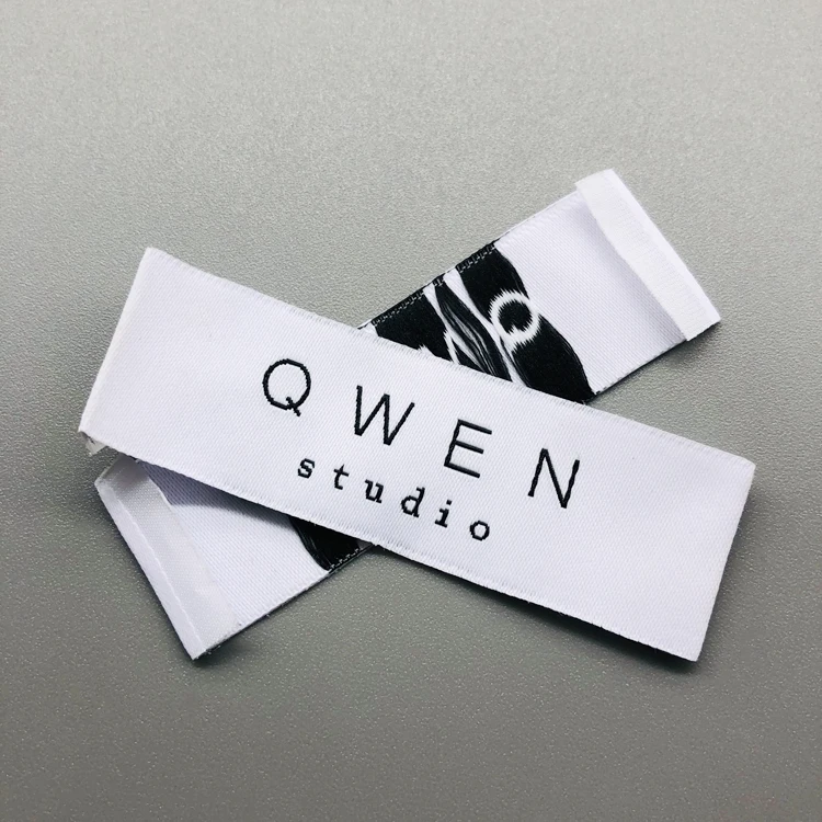 High Density Custom Trademark End Fold Neck Tags Machine Woven Labels for Lady Garments