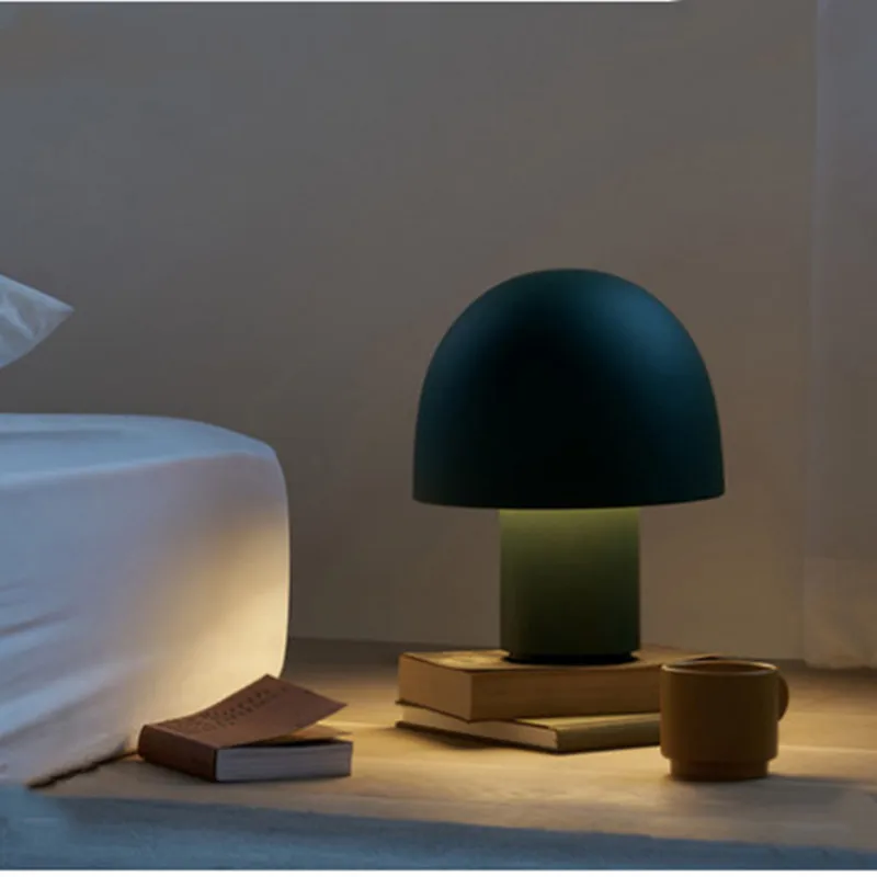 Postmodern hotel bedroom living room home office atmosphere lamp decorative lamp minimalist small table lamp