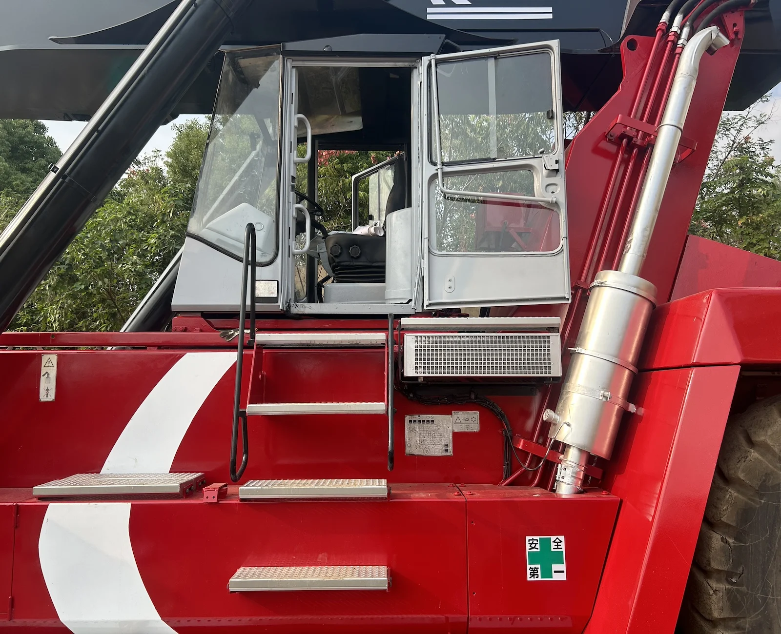 Original Kalmar DRF450 Used reach stacker 45 ton reach forklift for containers second hand container reach stacker