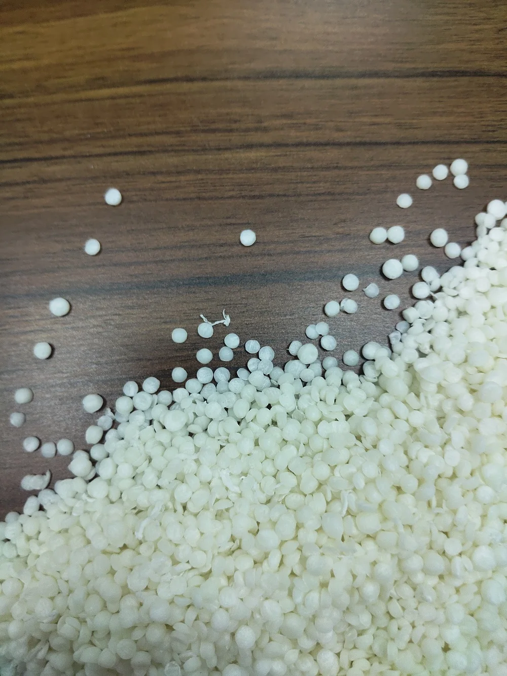 
masterbatch pellet pbat pla cornstarch polylactic acid granules bioplastic raw material 