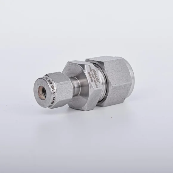 NAI-LOK Inconel 625 Double Ferrule Compression Tube Fitting 6000psi Stainless Steel 316 20 mm x 16 mm OD Metric Reducing Union