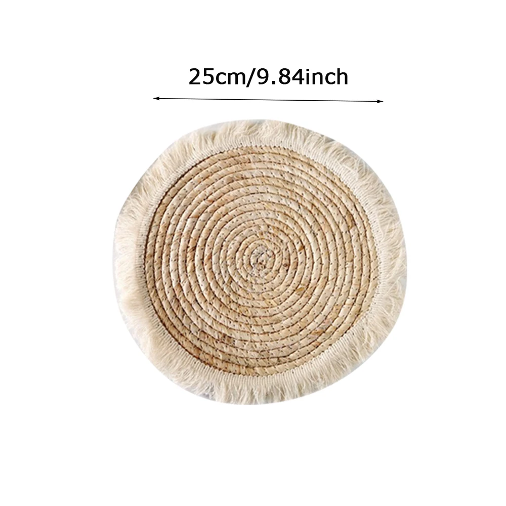 Modern simple straw woven placemat corn husk woven mat fringed edge thickened insulated placemat small cup cushion table mat