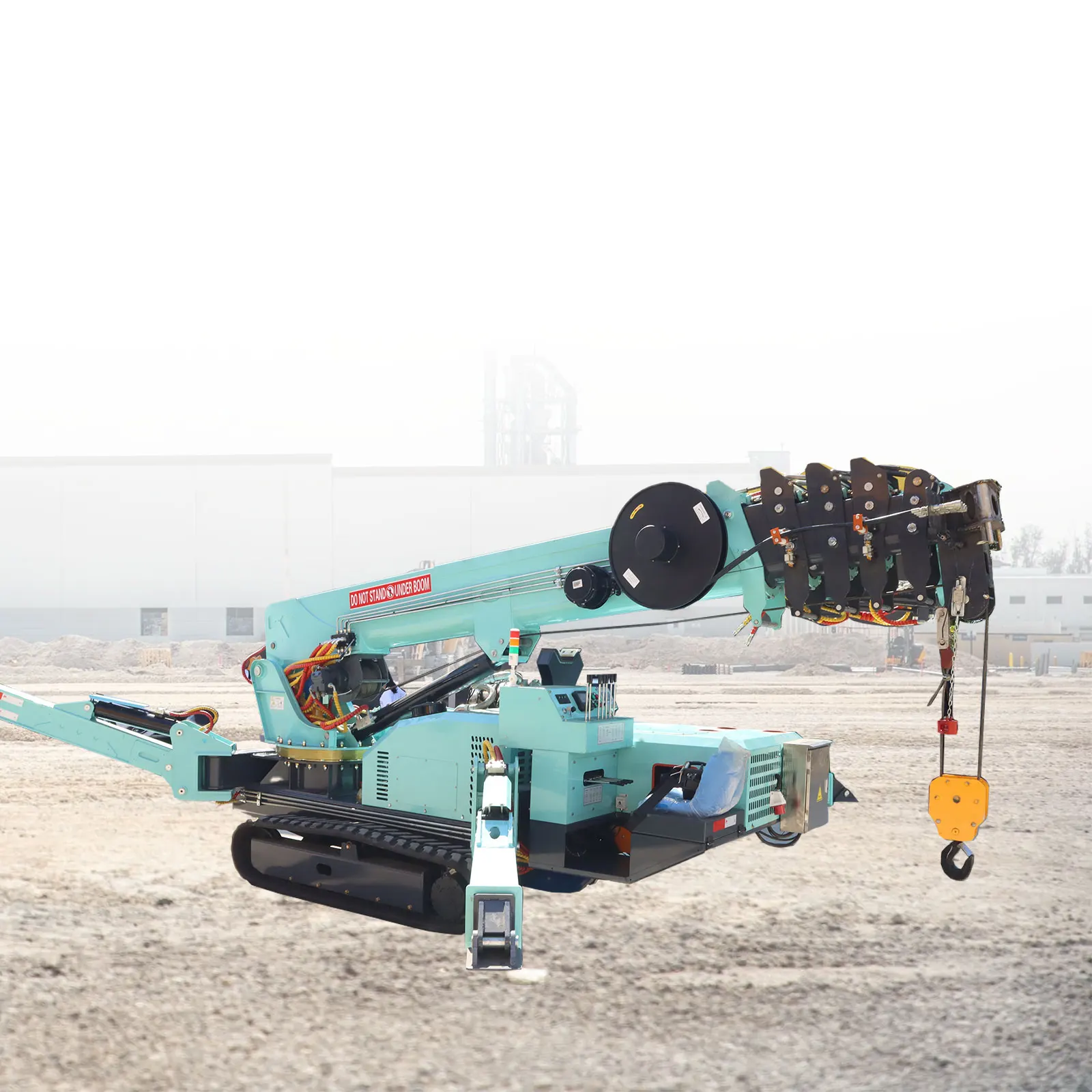 Remote control telescopic hydraulic crane for construction projects