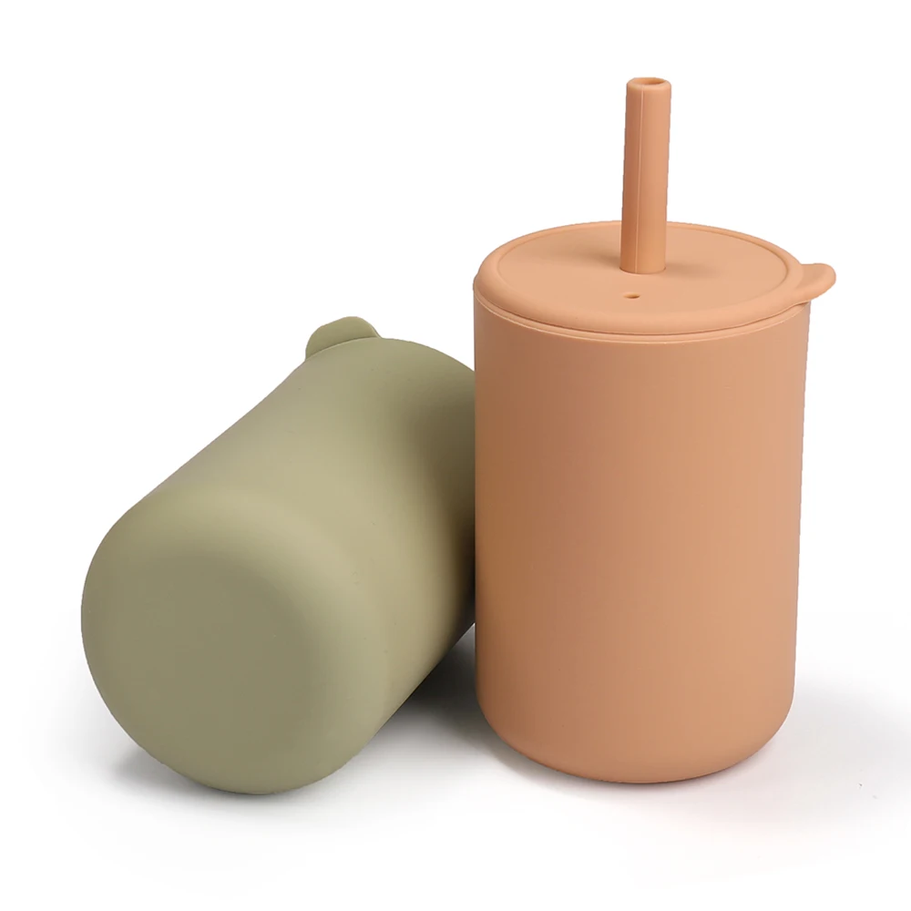 Лидер продаж 2022, силиконовая детская чашка на заказ, набор для тренировок без протекания, детская силиконовая чашка для напитков из соломы для малышей и детей