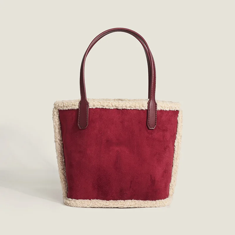 2024 Custom Winter Hot Selling Designer Patchwork Lamb Wool Handbag Fashionable Tote Shoulder Women Saddle Bag Modern Style