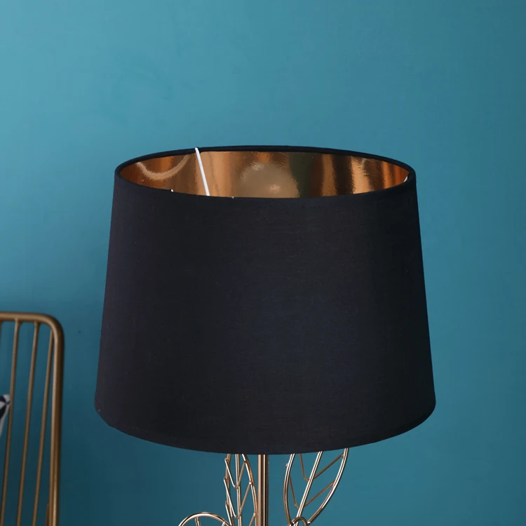 European modern design creative leaf shape iron material luxury gold table lamps for hotel home decor