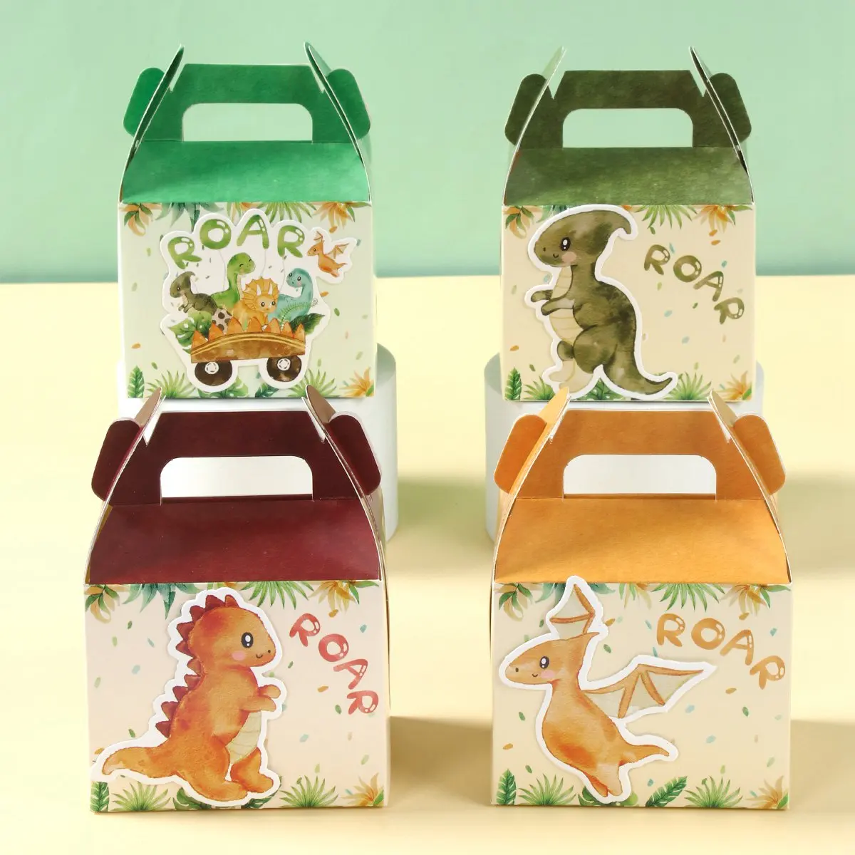 Custom Portable Paper Candy Dessert Treat Box With Handle Dinosaur Theme Gift Packaging Paper Box For Kids Birthday Baby Shower