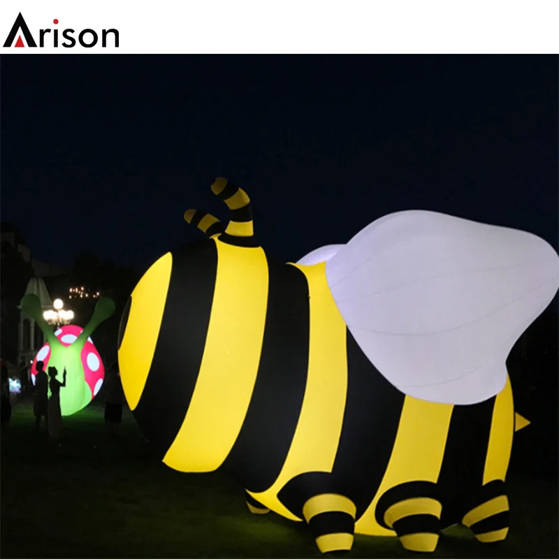 Big huge giant night LED light illuminated inflatable bee for square park zoo decoration advertising inflatable