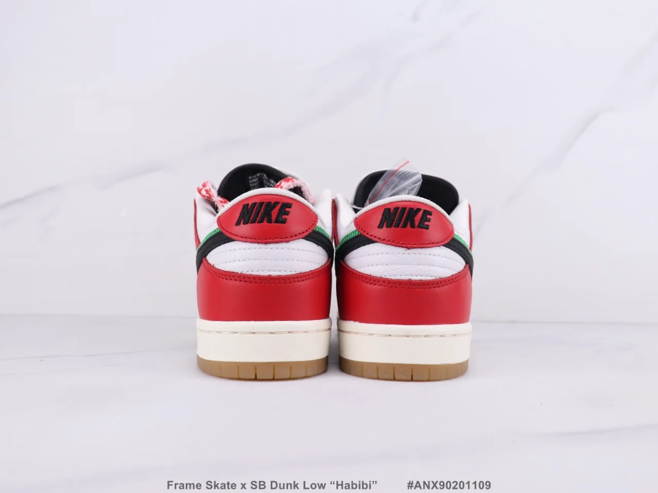 2021 Hot Sale Nike SB Dunk Red and White Double Hook Sneakers Nike Casual Skateboarding Shoes
